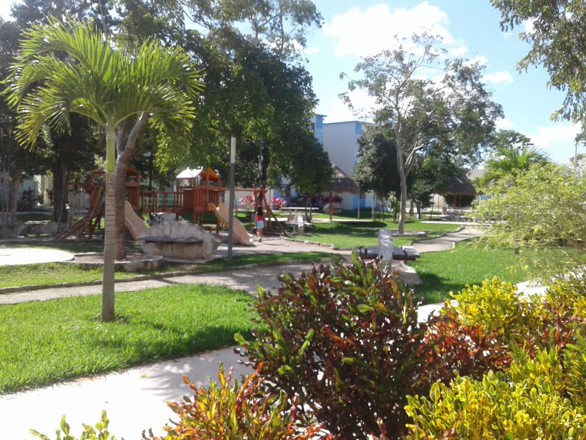 Maaya Lägenhet Puerto Morelos Exteriör bild